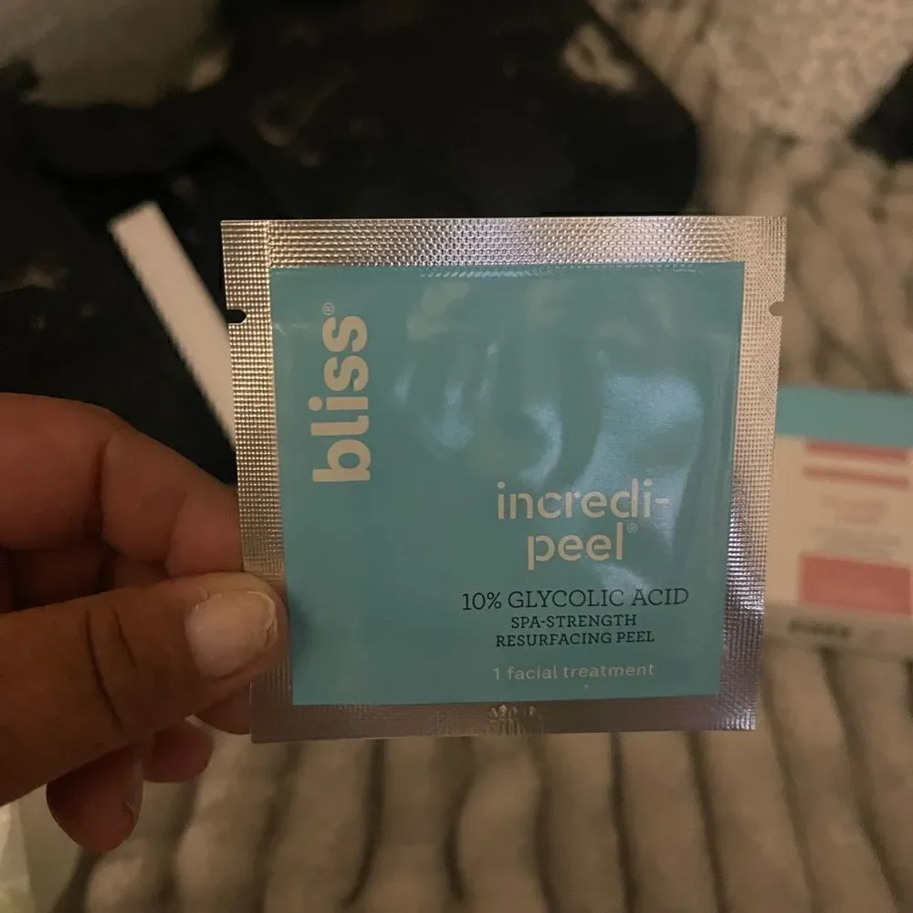 bliss incrideble peel- incredi peel 30ttl treatments 2boxes